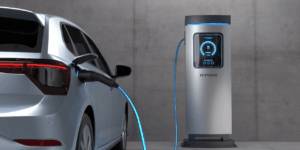 Samochód elektryczny pracownika bez limitu kilometrówki